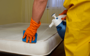 finissez en avec les auréoles sur votre matelas !